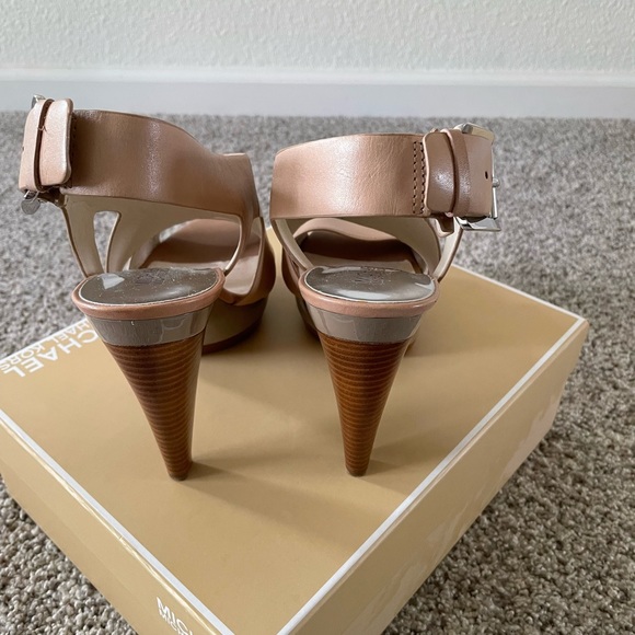 Michael Kors Carla Platform Sandals - Picture 3 of 5